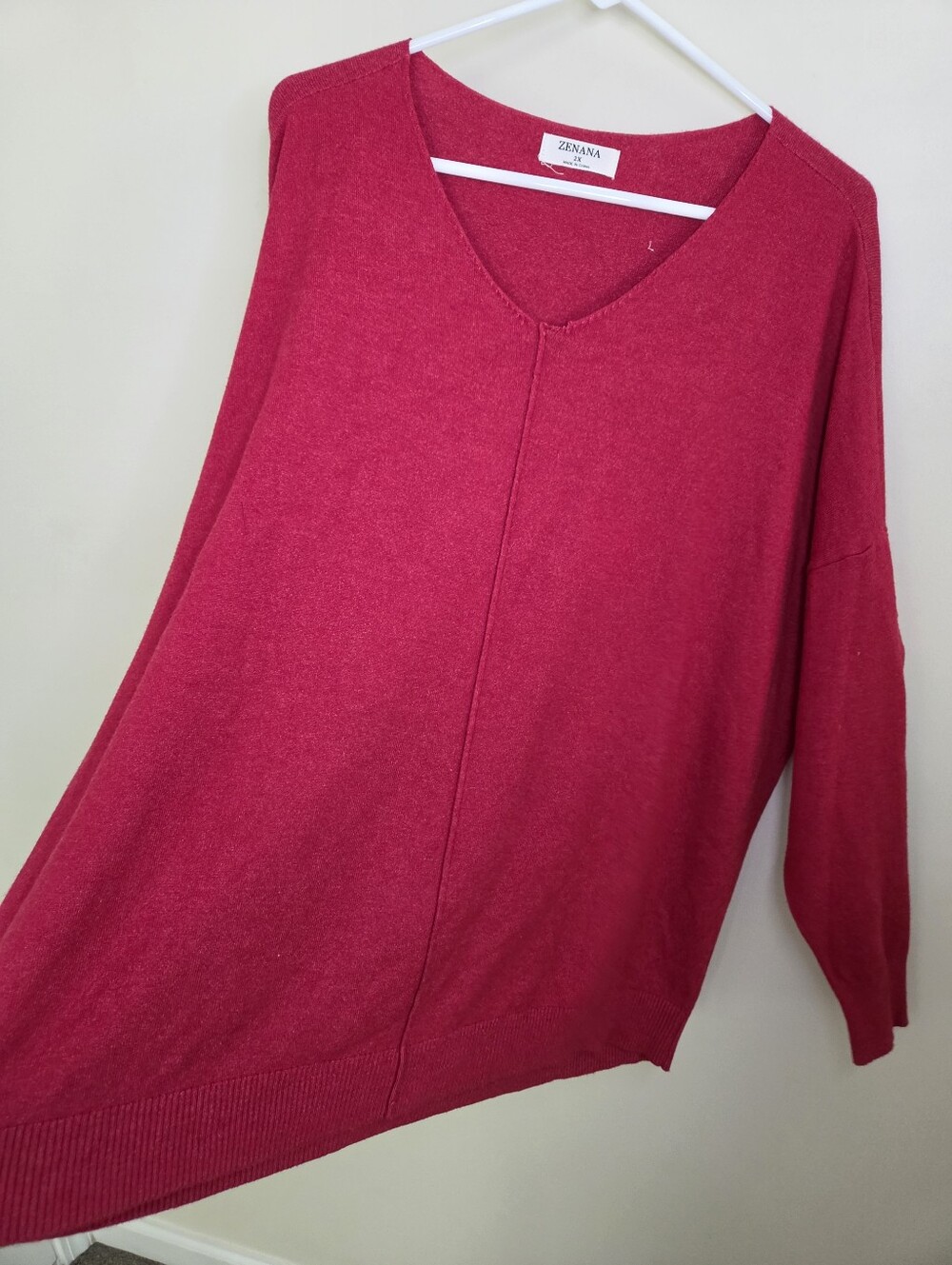 Women's Zenana Red V -Neck Sweater Sz 2X - Picture 5 of 8